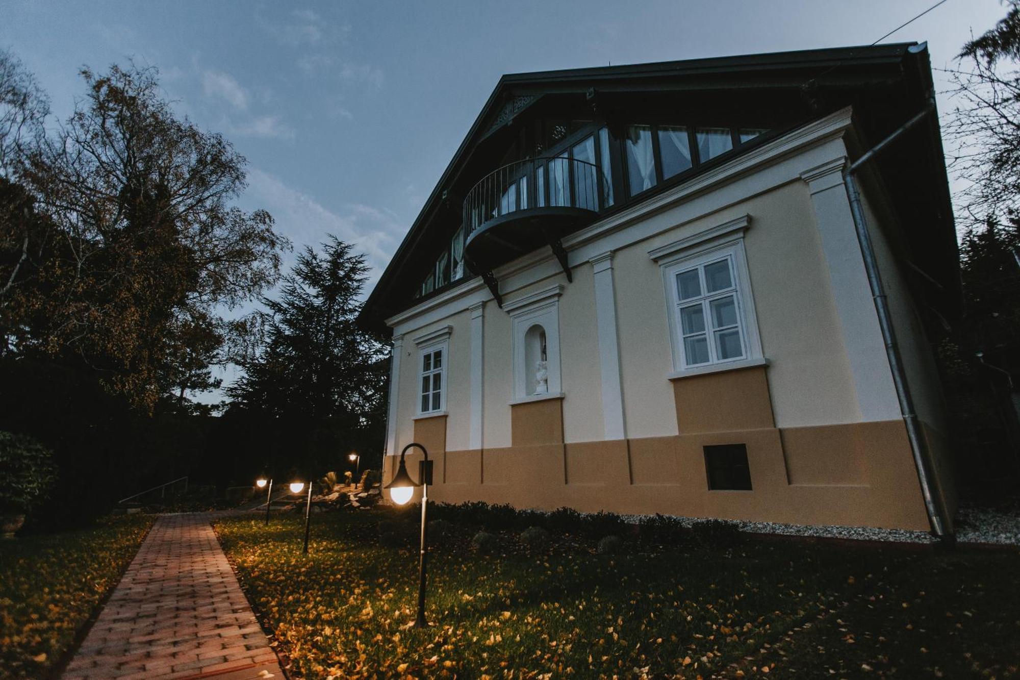 Villa Mimi Sopron Exteriör bild